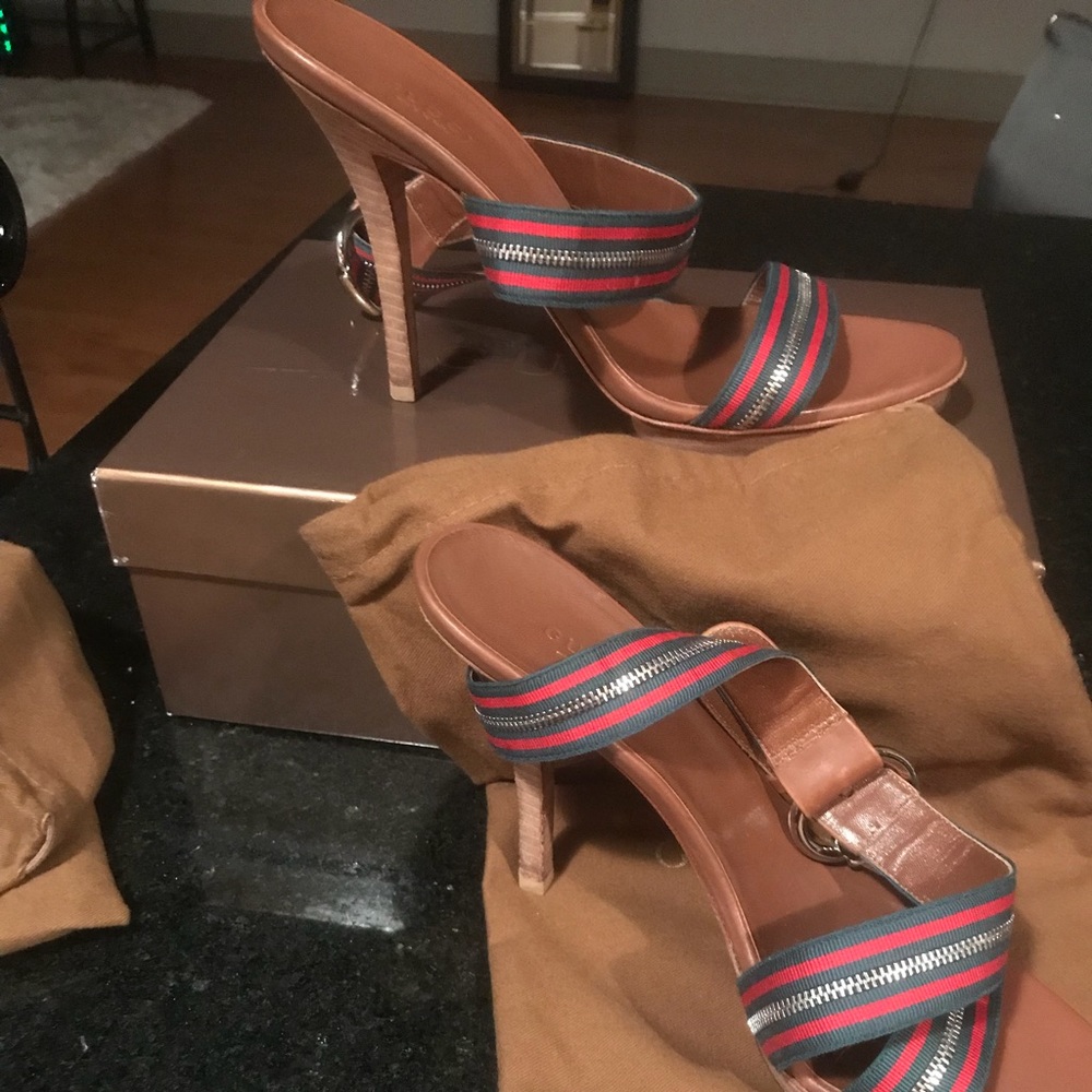 Gucci sandals
